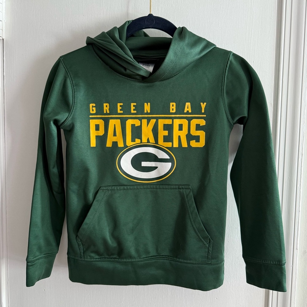NFL Team Apparel Youth Hoodie in Green and Yellow